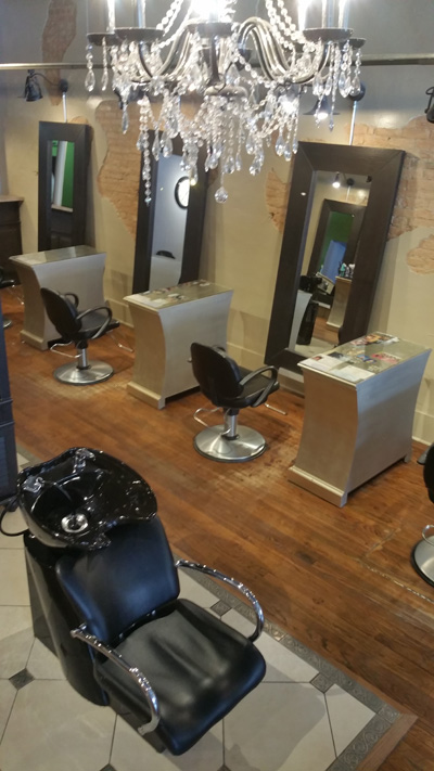 About Salon 206